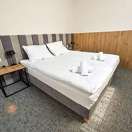 Wodnik 3*