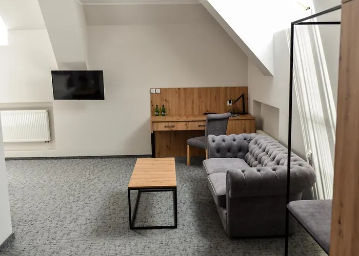 Wodnik 酒店 克罗托申